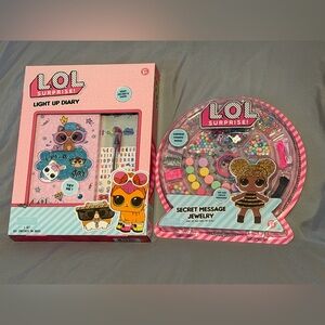 NWT- L.O.L. Surprise! Bundle Includes Light Up Diary & Jewelry Set